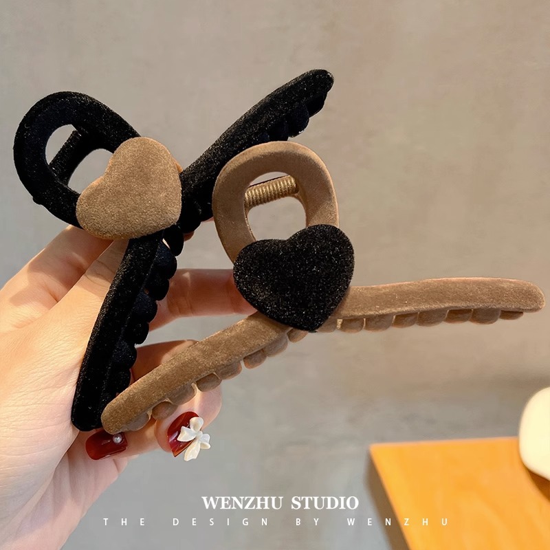 Autumn and Winter Flocking Oversized Love Grip Female Simple Hair Accessories XINGX Dopamine Firm Clip Hairware Shark Clip