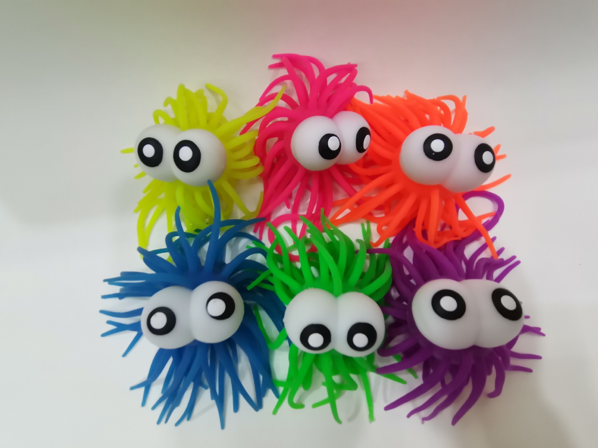 tpr海胆球毛毛球闪光充气玩具tpr软胶减压球发泄球