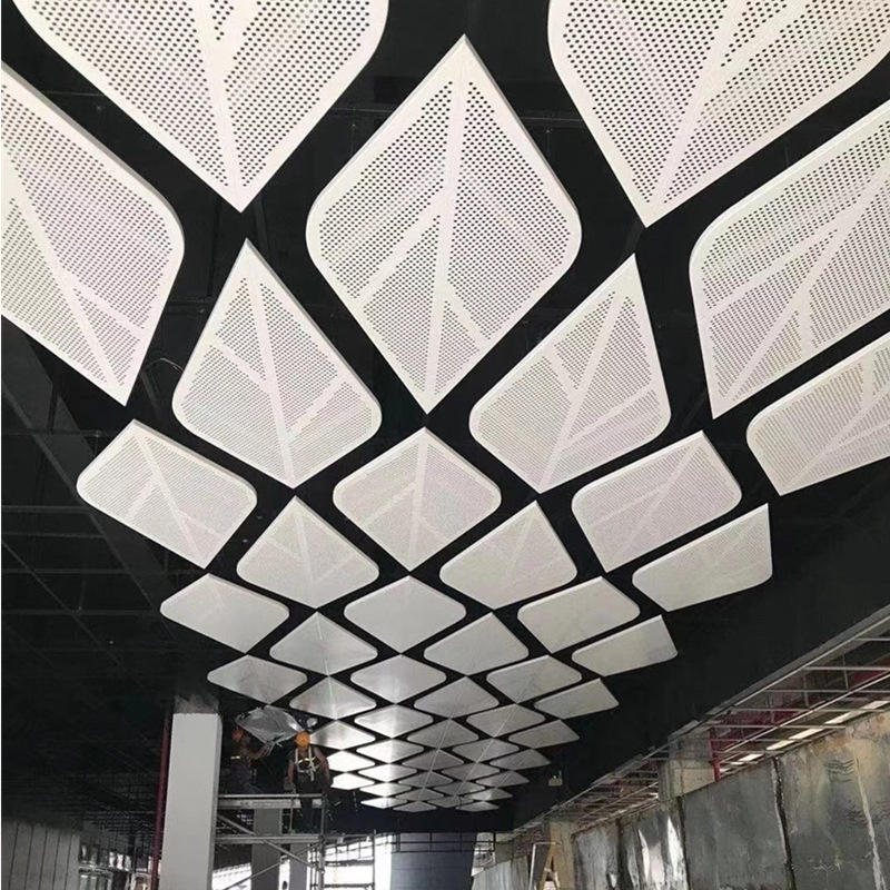 室内吊顶冲孔铝单板墙面装饰板户外幕墙装修白色烤漆表面铝合金板