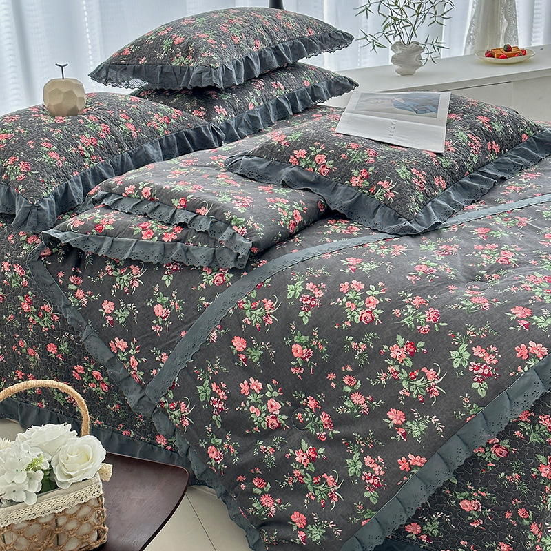 2025新款法式全棉棉花加厚床盖款三件套春秋被套花边夏被四件套