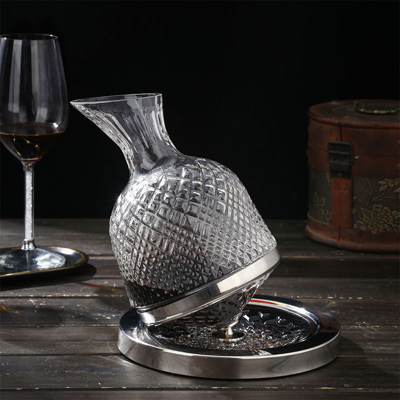 创意水晶玻璃不倒翁带底座醒酒器钻石切割旋转醒酒器网红同款酒具