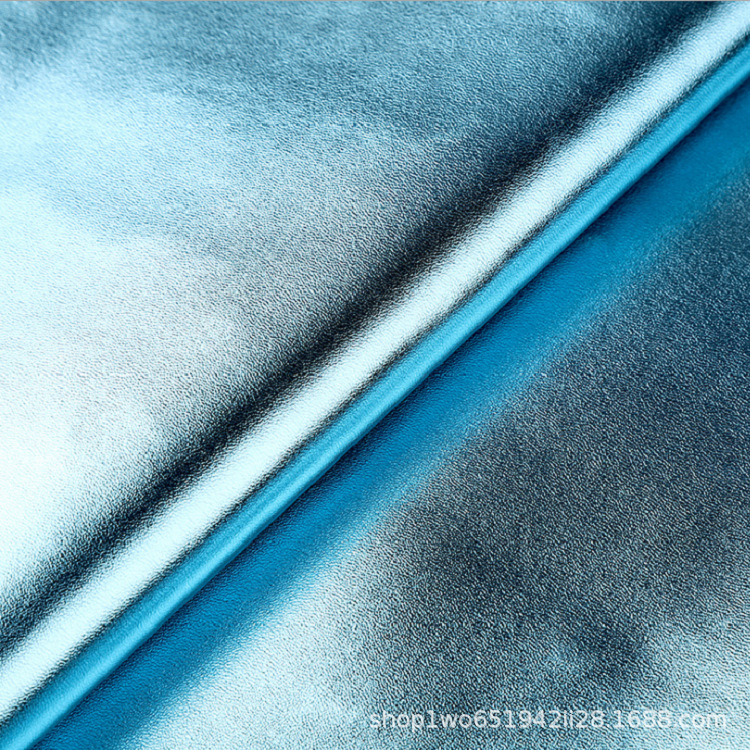 R61PU金属革人造革面料40个现货颜色供应R61防水皮革纺织布料环保