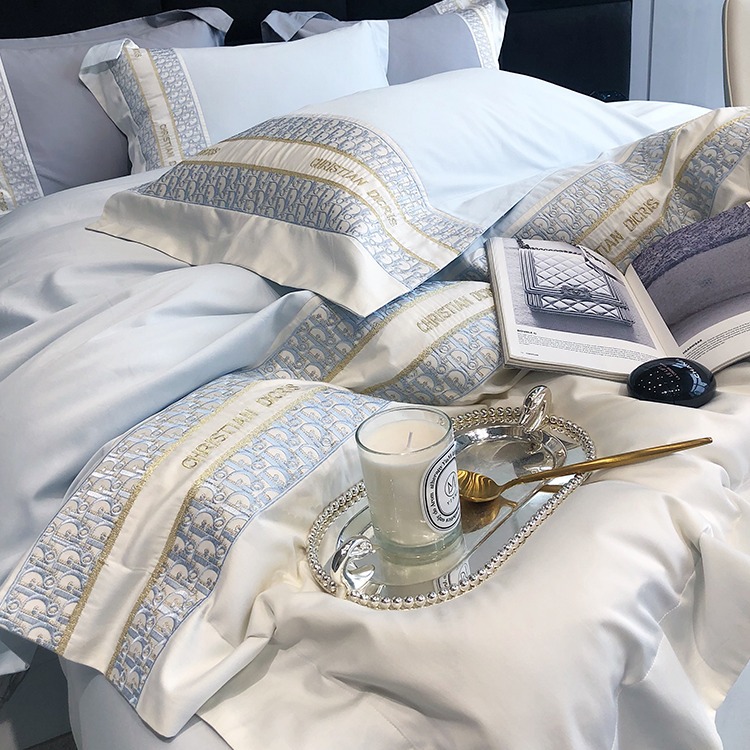 100支双股新疆阿克苏长绒棉全棉四件套轻奢高端刺绣纯棉被套床品