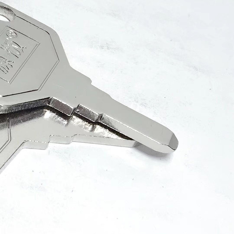 电白纯铜大方柄动车gst高铁双面平板窄型带定位卡点打孔钥匙胚子