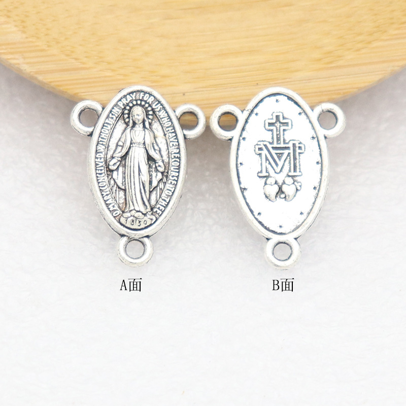 Factory Wholesale Oval Religious Ornament Beads Tee Pendant Vintage Metal Bracelet Necklace Ornament Pendant