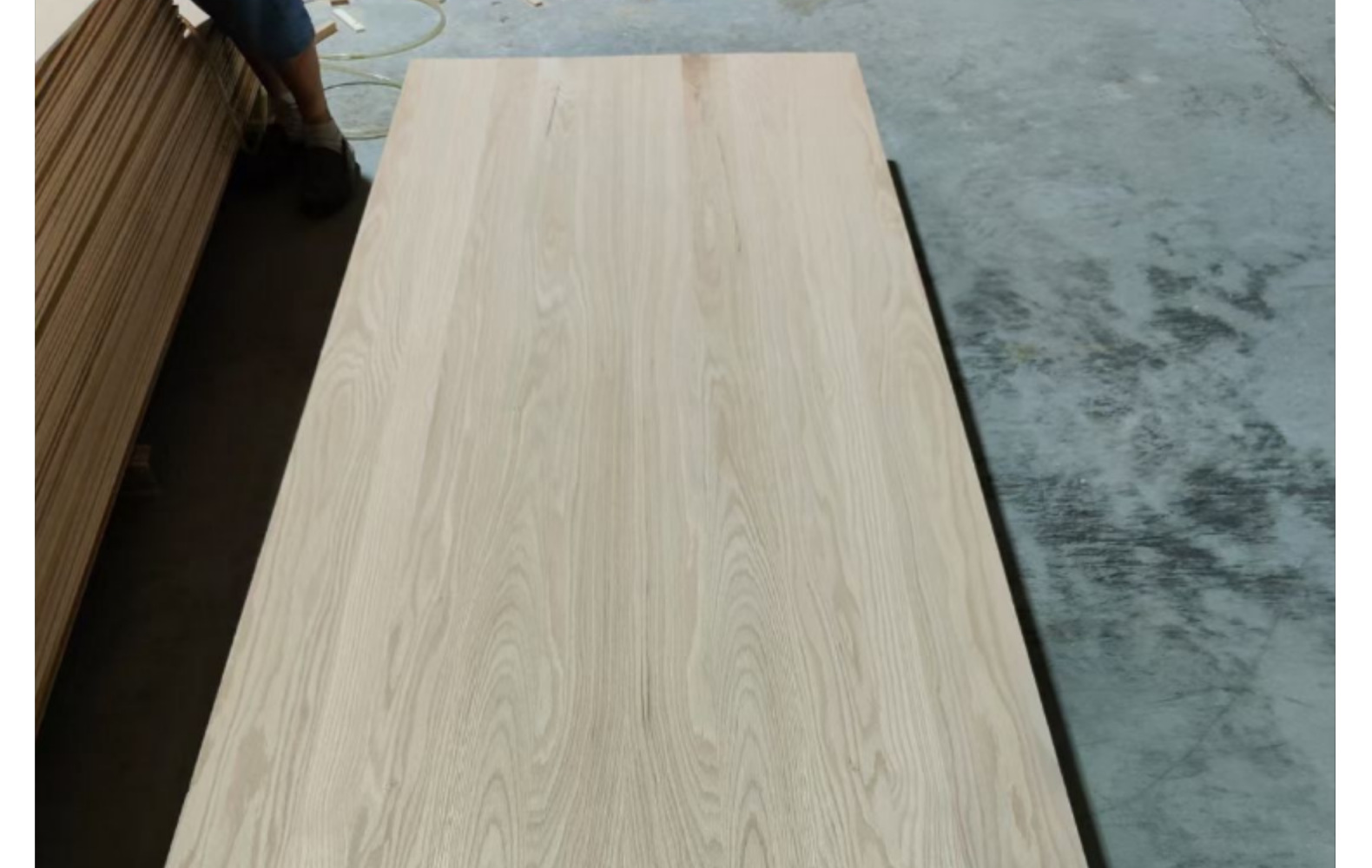 厂家直销红橡直拼板 橡木拼板 实木线条桌面板定做衣柜门板木条