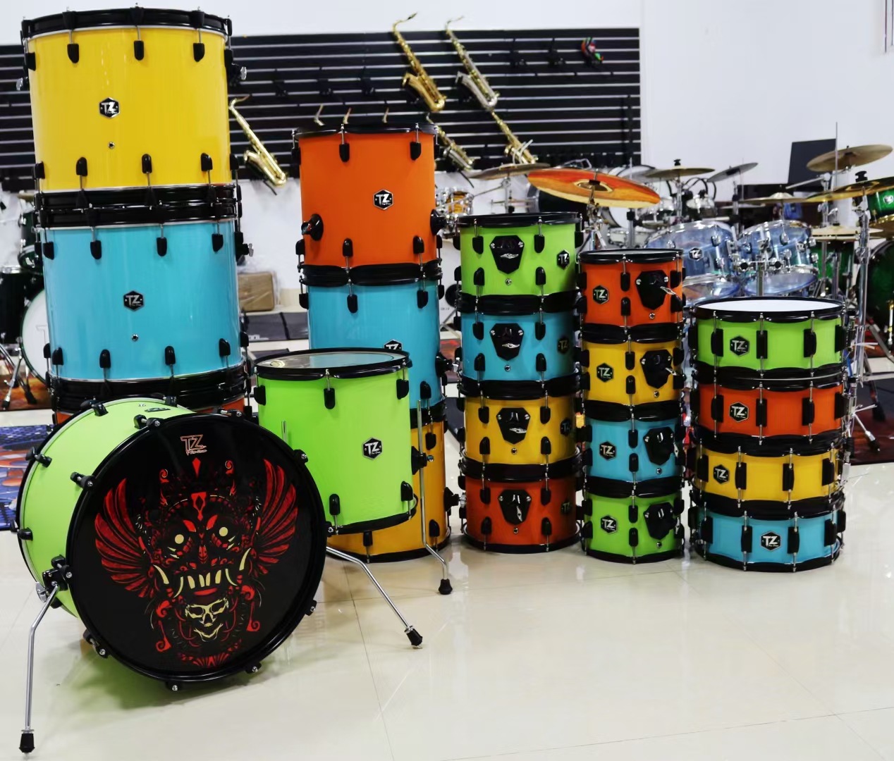 飞尼斯克成 人架子鼓爵士鼓打击乐器行进乐器 提供招标