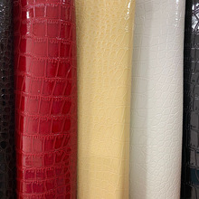 工厂直销高光鳄鱼纹PVC亮面皮革竹节纹人造革礼盒包装面料供应