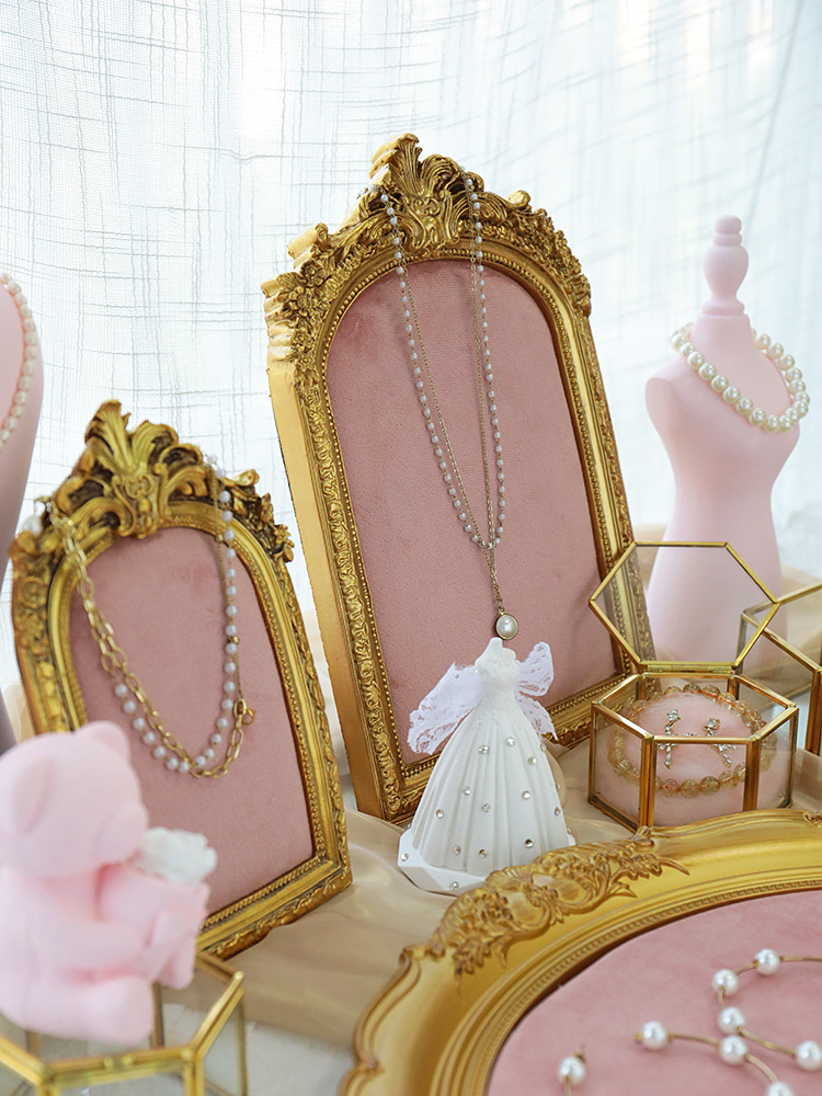 Jewelry Display Stand Pink Sweetheart Flannel Photo Frame Necklace Stand Tray Storage Counter Display Photo Display Props