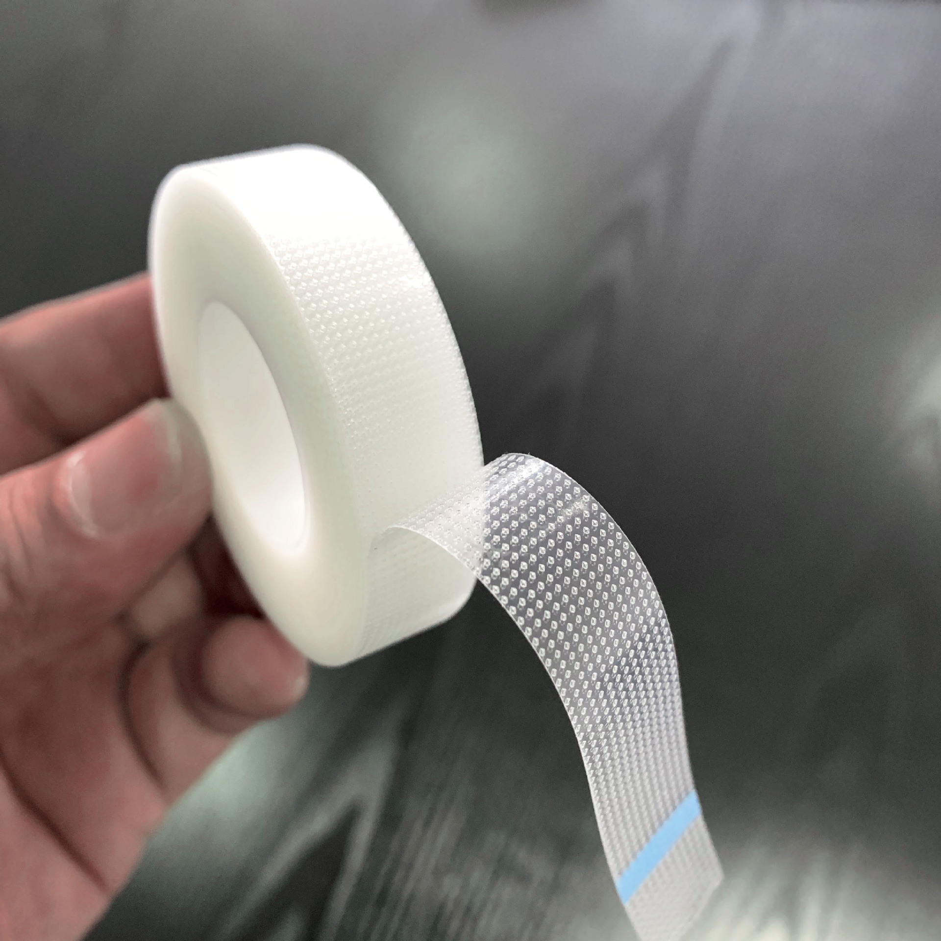 源头工厂打孔透气透明pe胶带 医用pe胶布 美睫嫁接网格双眼皮胶贴