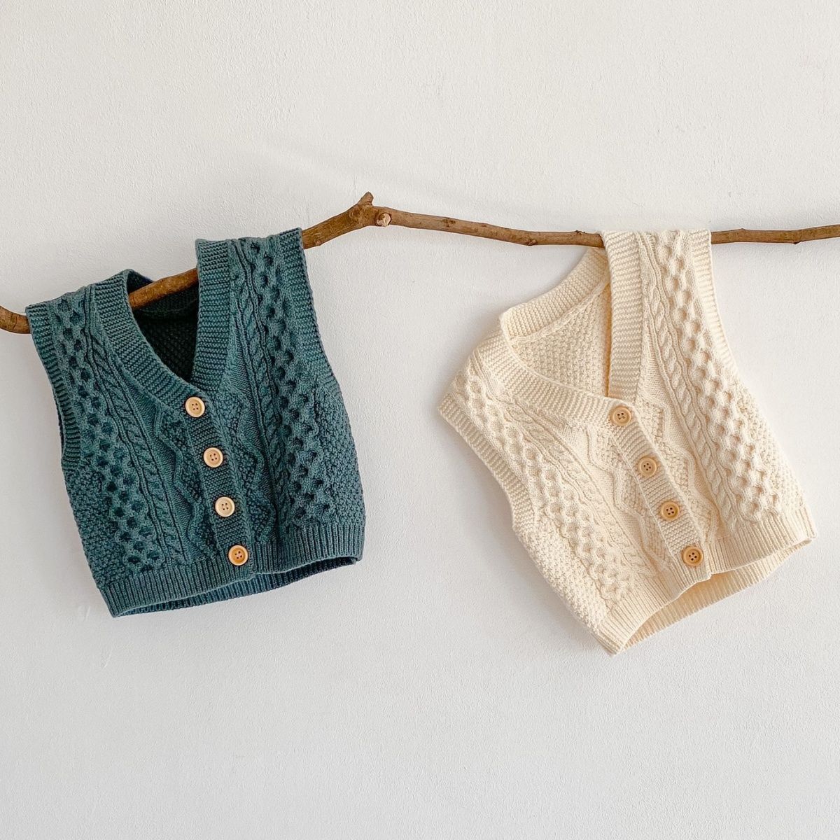 男女宝宝百搭毛衣马甲秋装婴儿开衫棉针织坎肩春秋外套儿童背心潮