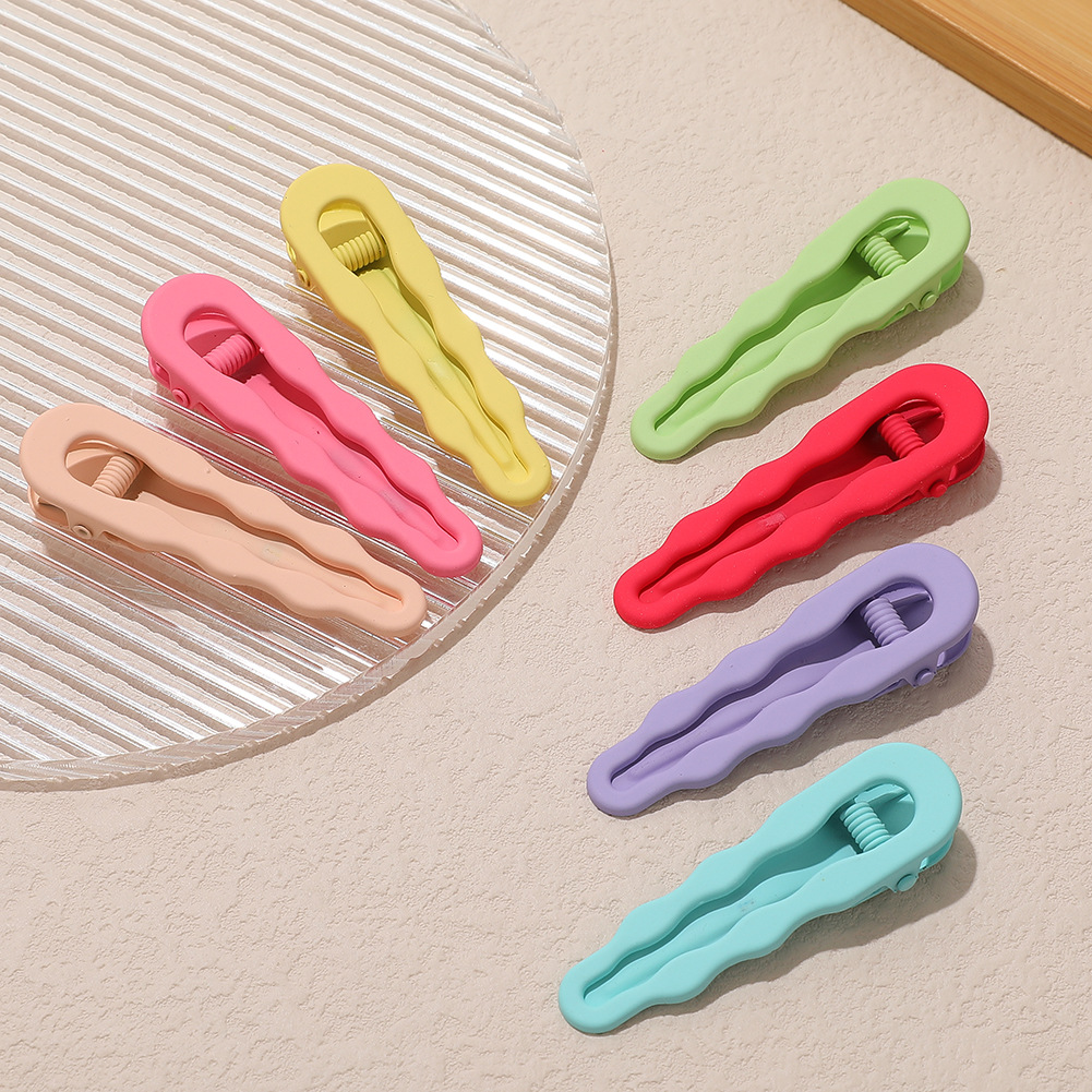 韩版少女新款糖果色发夹侧边前额刘海夹甜美可爱鸭嘴夹波浪一字夹