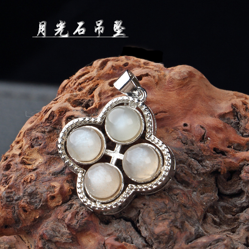 月光石吊坠 金太阳水晶女锁骨链 水晶项链-阿里巴巴