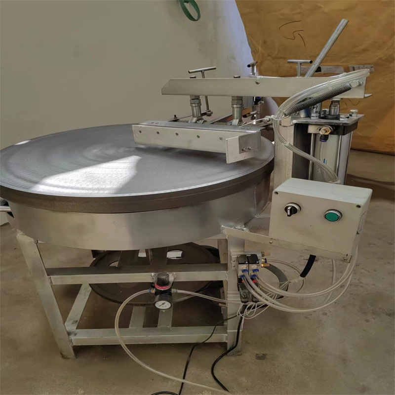 临沂杂粮煎饼机 大型全自动商用燃气煎饼机 手工半自动印刷煎饼机