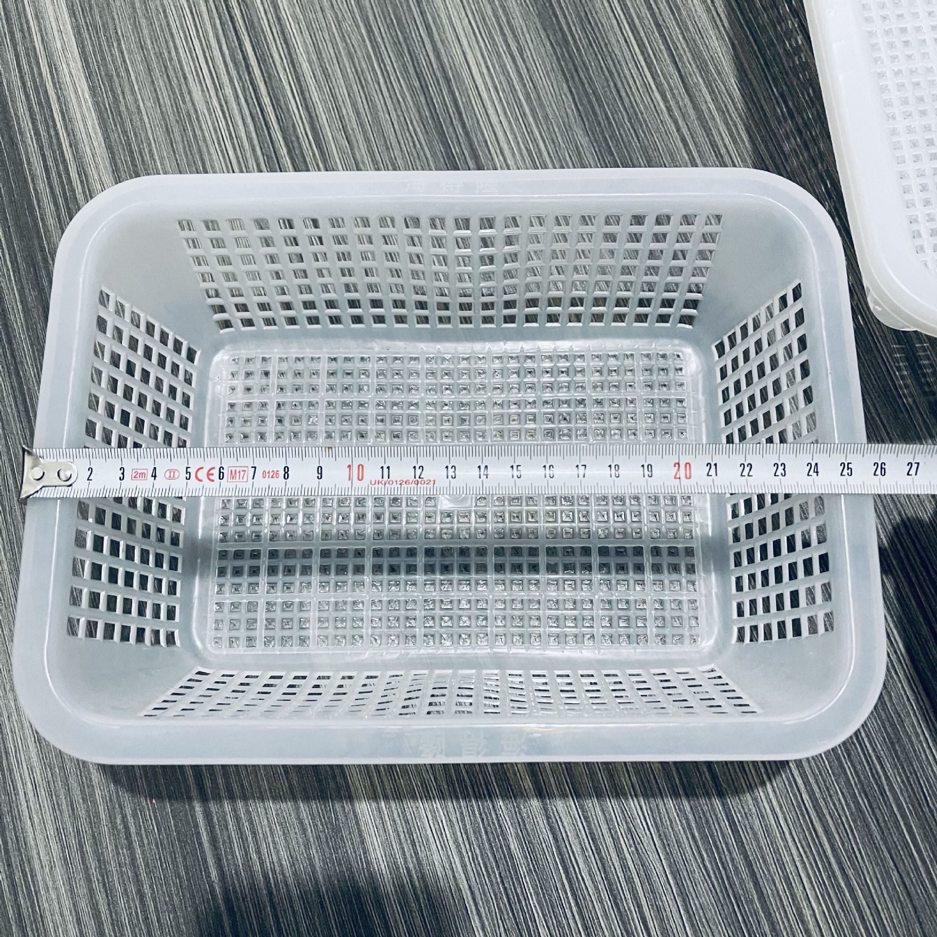 Plastic White Square Basket Square Basket Drain Basket Seafood Basket Breakfast Fast Food Storage Basket Open-Eye Basket 1 Yuan 2 Yuan Wholesale