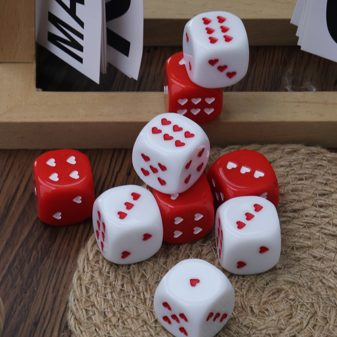 骰子批发 25mm爱心骰子筛子白红25号爱心-阿里巴巴