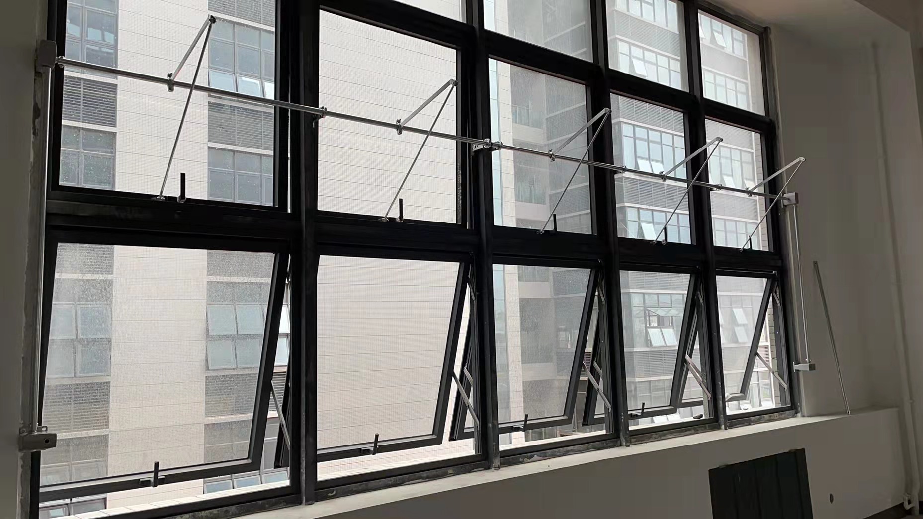 厂房排烟通风方便易安装手动开窗器 手动摇窗器