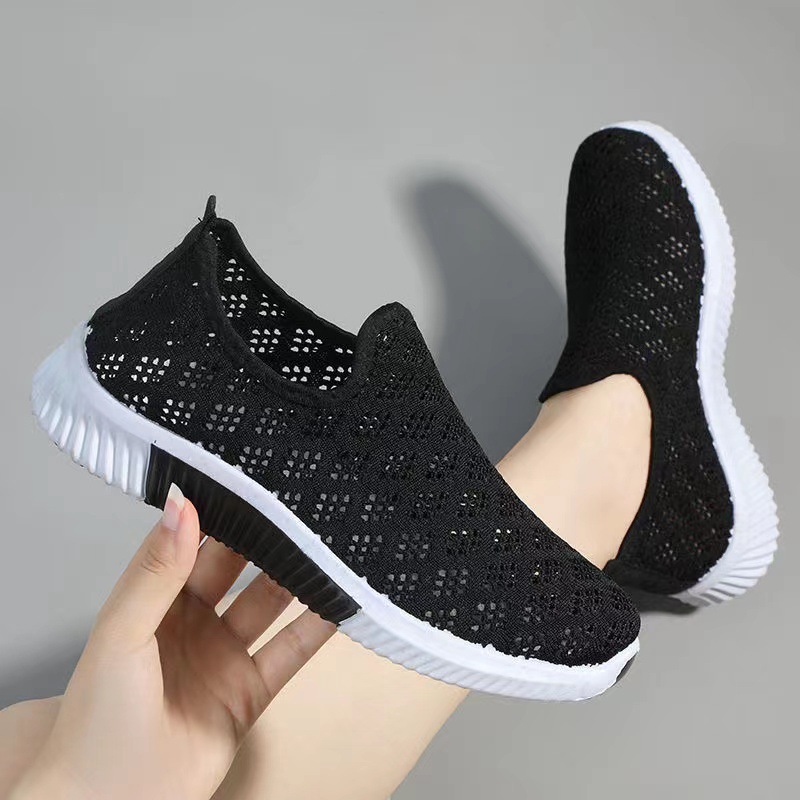 Mesh Surface Shoes Women's Summer Old Beijing Cloth Shoes Casual Breathable Casual Shoes Non-Slip Soft Bottom Flying Woven Women's Shoes Comfortable Mom Shoes