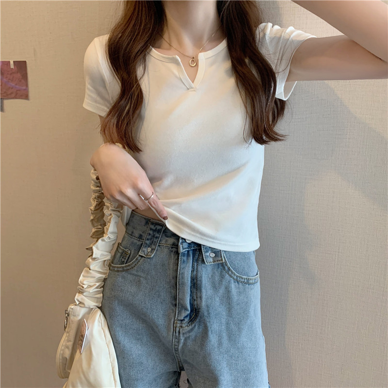 Short Women's Summer Design Sense Slim Fit Midriff-Baring Hot Girl Women's T-shirt Short Sleeve Student Top 2023 New Clothes