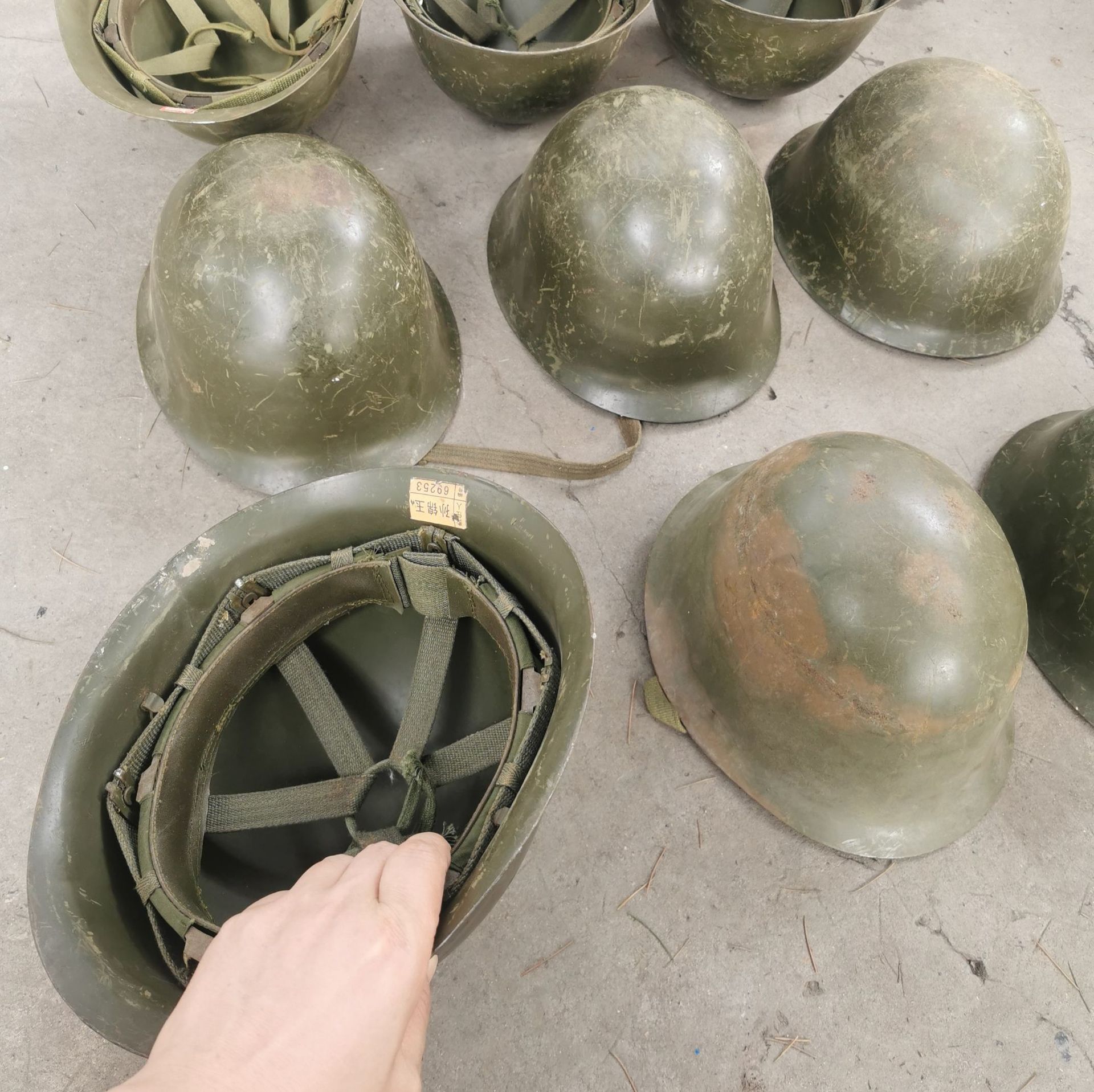 正品老货 80钢盔 金属头盔 军迷收藏品 影视道具