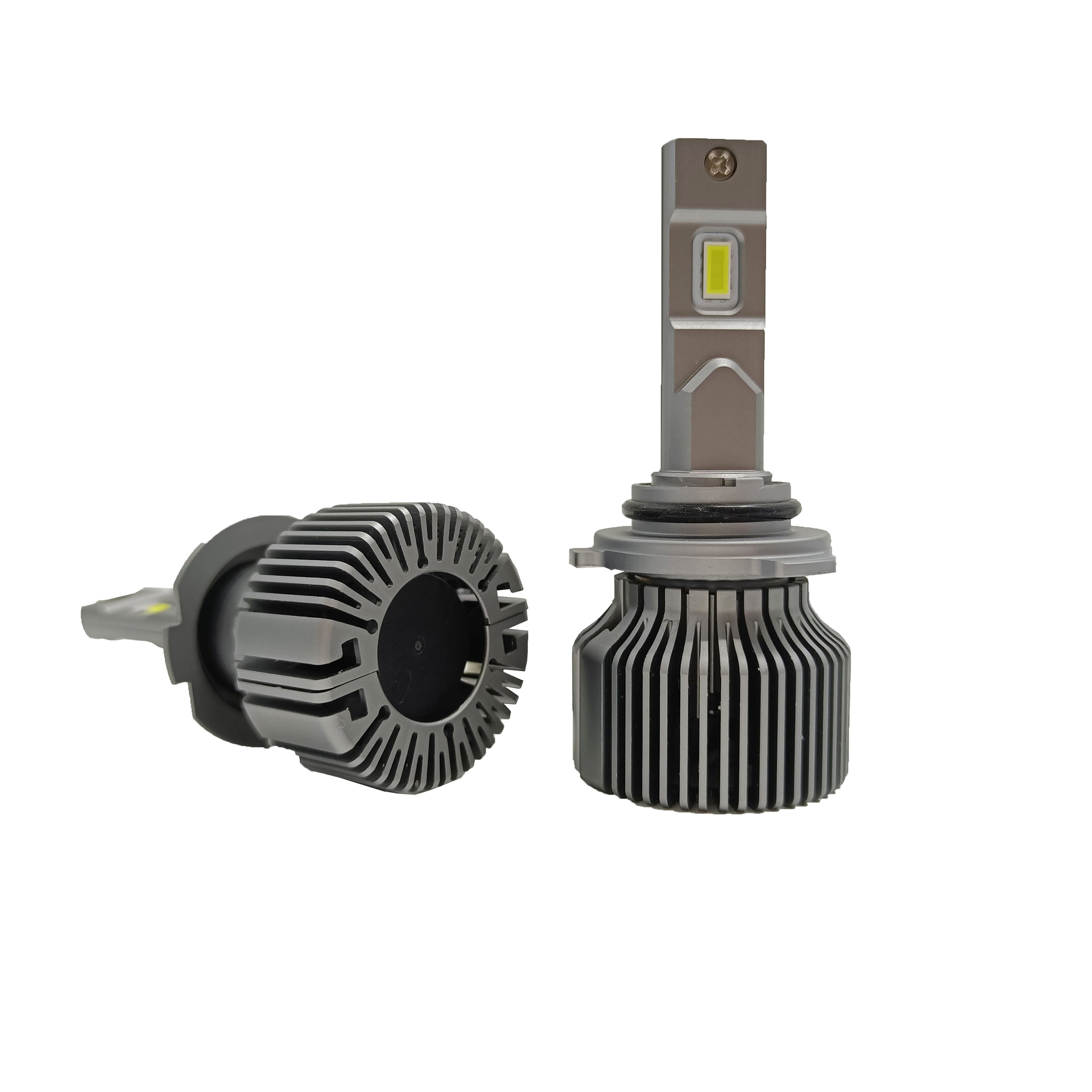 led大灯汽车远光近光雾灯y40超亮汽车灯泡