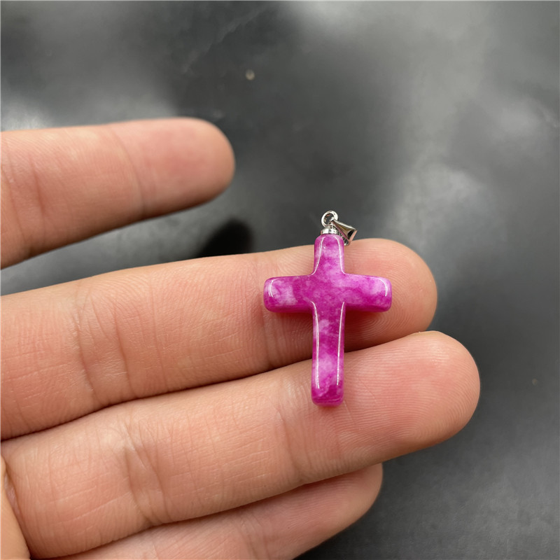 平价玉器 粉紫色舒俱来十字架吊坠 女款粉色锁骨链玉坠挂件