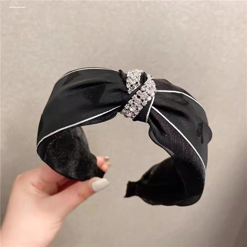 Black Elegance, Fashion, Simplicity Retro New Style Women's Versatile Wide Hair Pressing Headwear Rhinestone Knotted Headband Fashion