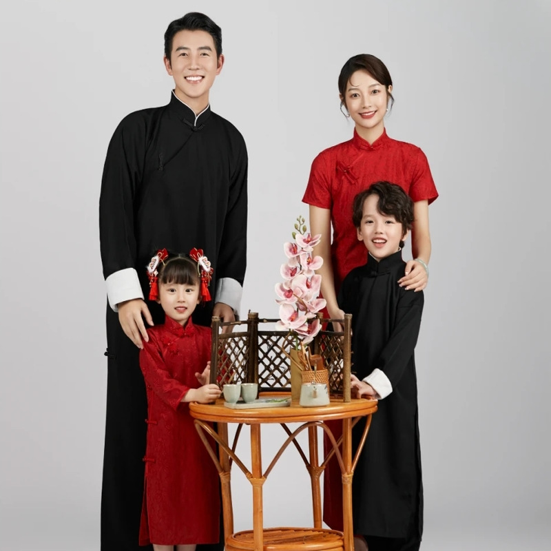 一家三口亲子装主题中式复古民国风摄影服装影楼新款写真照全家福