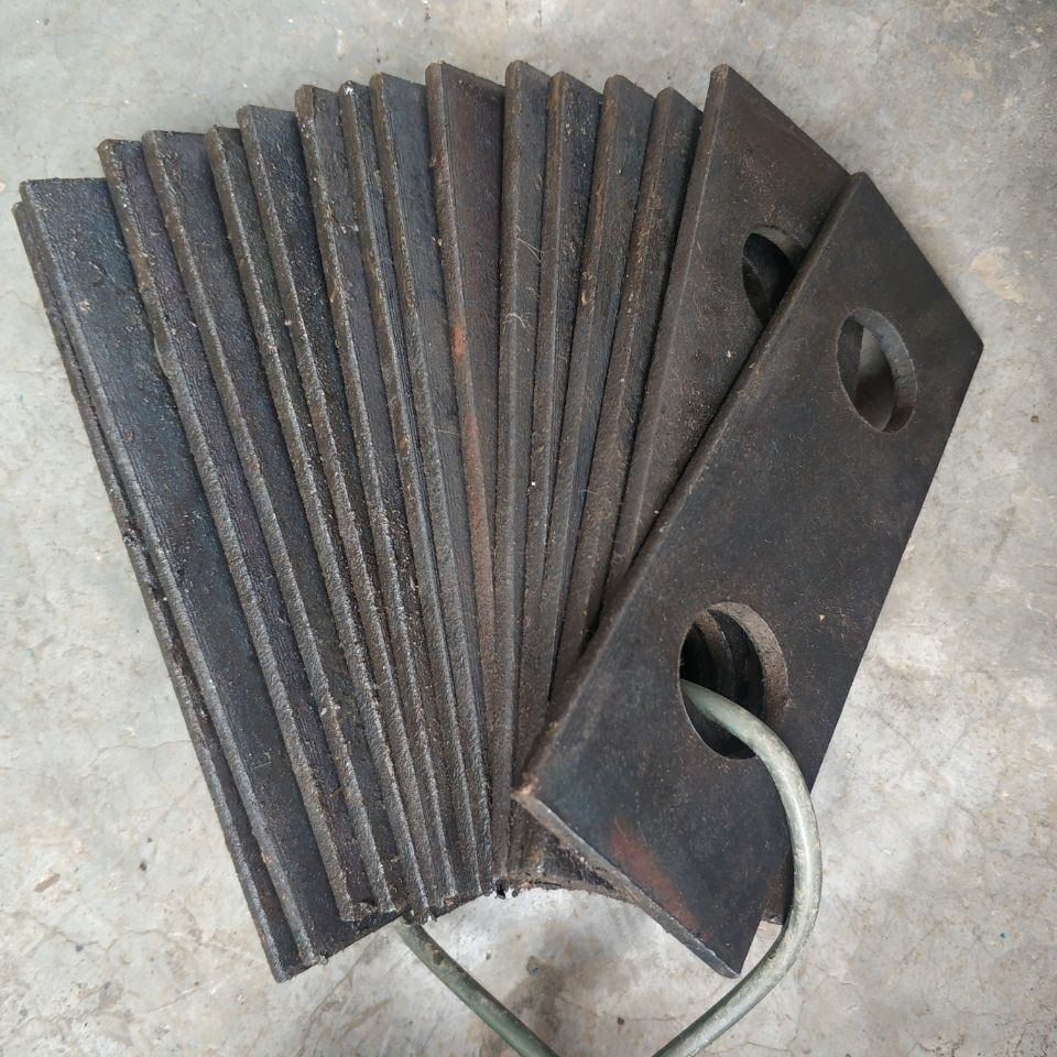 粉碎机刀片锤片甩片粉碎机锤片饲料机锤片耐磨锤片加厚锤片厂家直