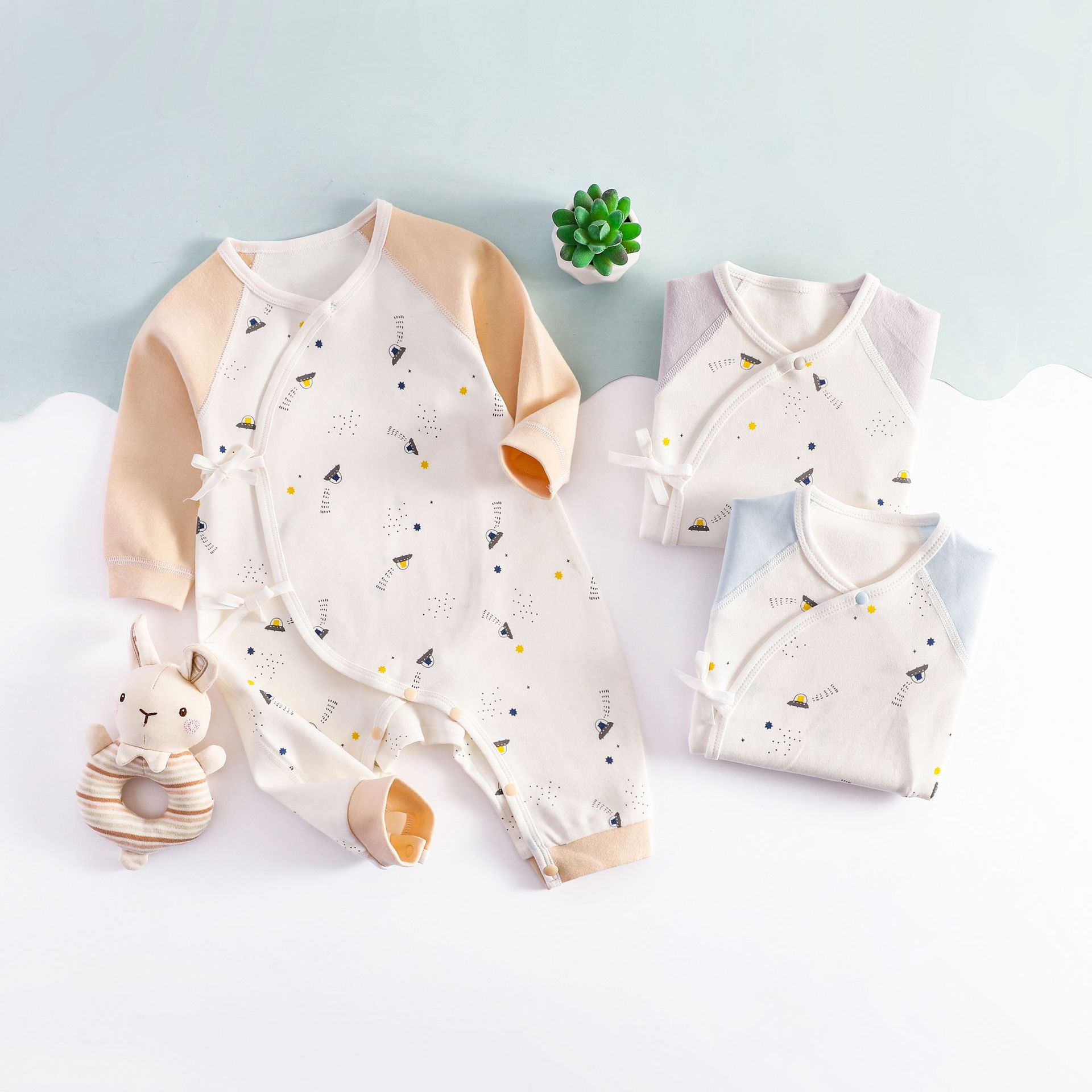 新生儿衣服舒绒男女宝宝春秋冬季宝宝蝴蝶哈衣和尚服初婴儿连体衣