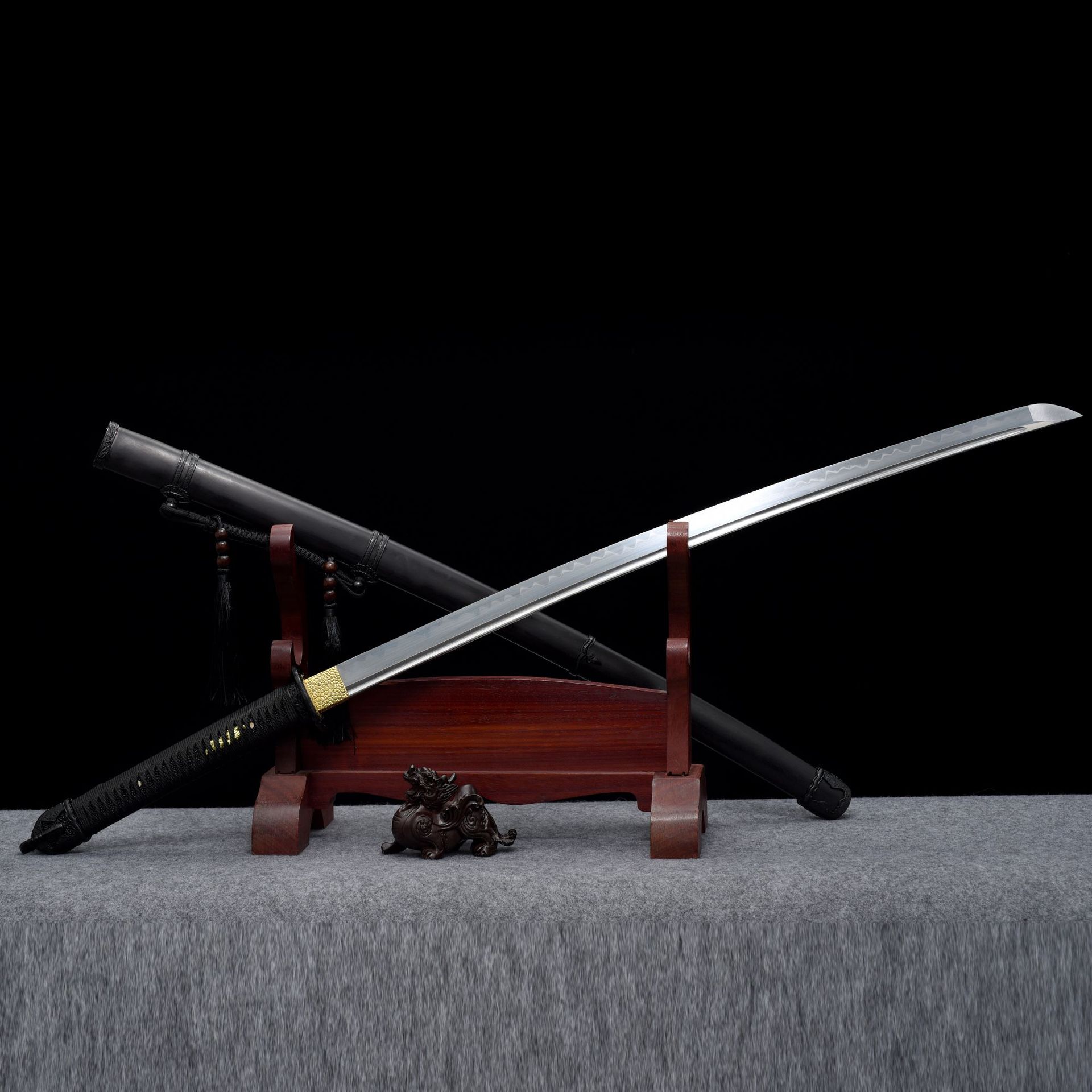 龙泉市刀剑碳钢烧刃98军刀日式指挥刀影视冷兵器工艺收藏品未开刃