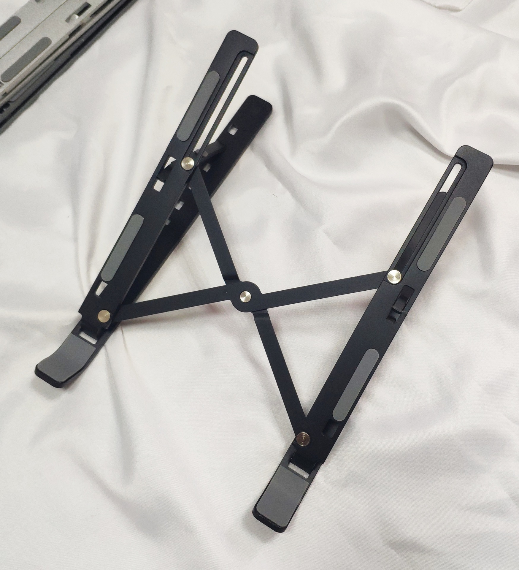 笔记本支架 铝合金折叠升降电脑支架 立式金属散热显示器底座托架