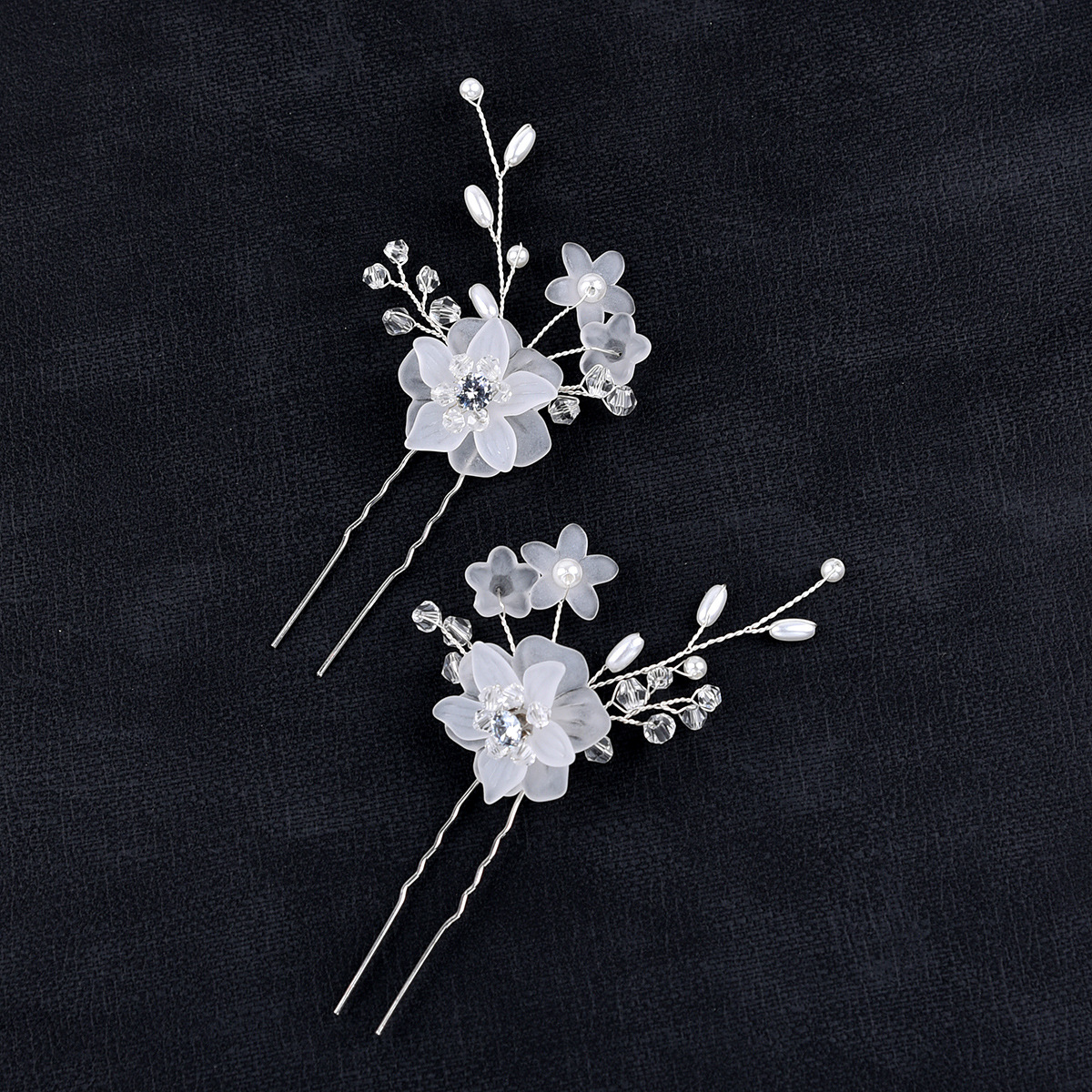 新娘头饰新款手工韩式可爱立体亚克力花朵发簪发梳结婚纱礼服发饰