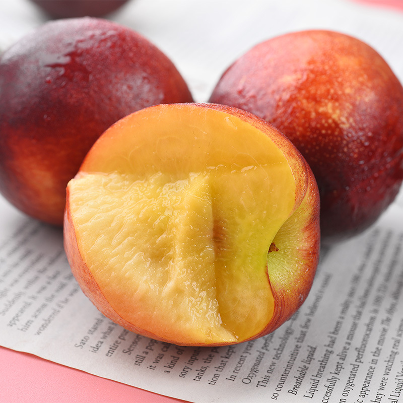 黄心油桃山东蒙阴麻点红油桃新鲜水果现摘脆甜应季蜜桃黄肉大果