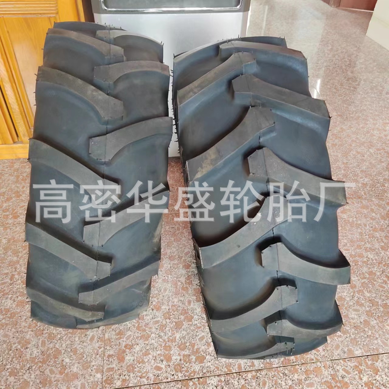 厂家10-15农用车轮胎 r-1花纹人字轮胎拖拉机轮胎10-15-阿里巴巴