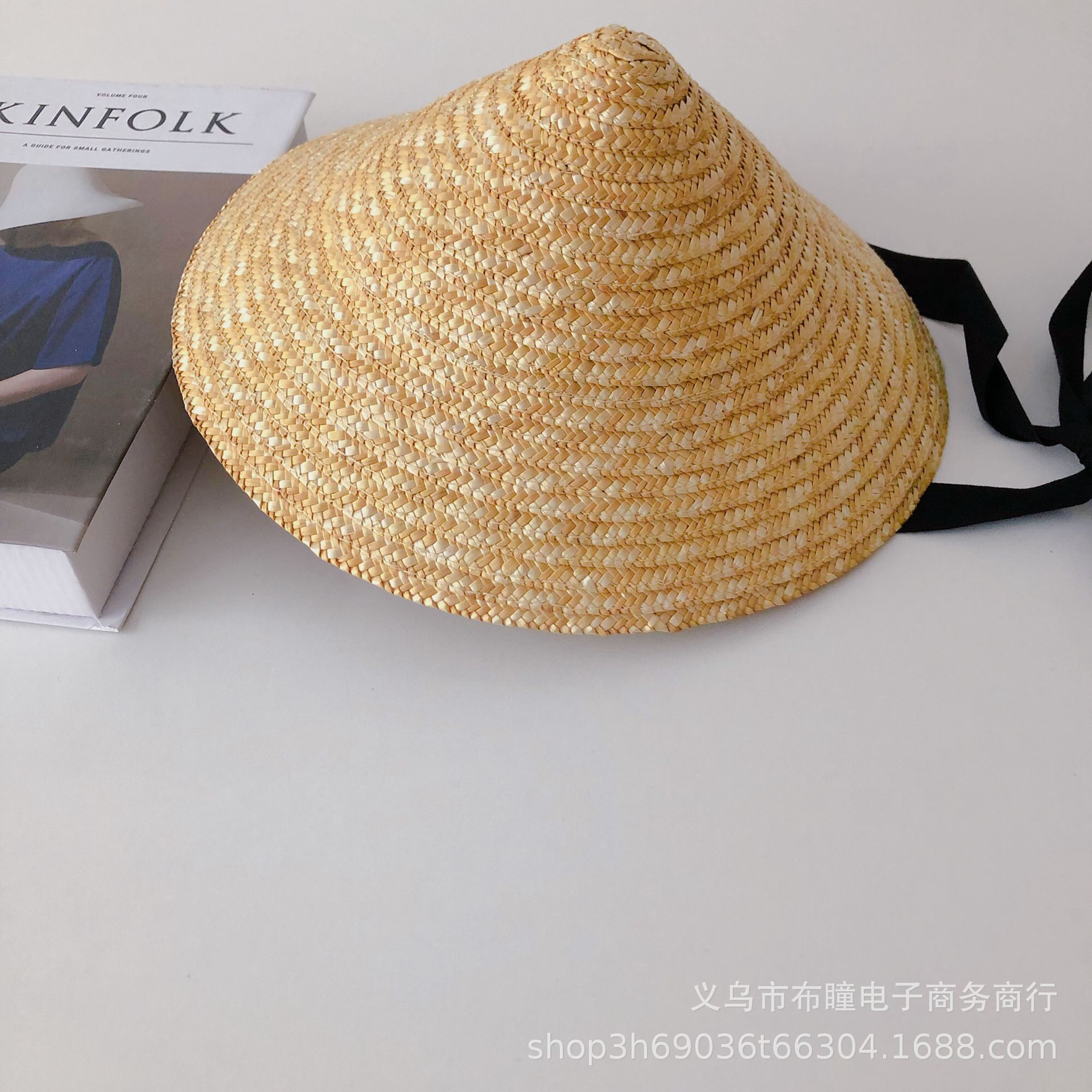 夏季简约风儿童麦秆尖尖斗笠草帽出游男女宝宝大沿遮阳棒球沙滩帽