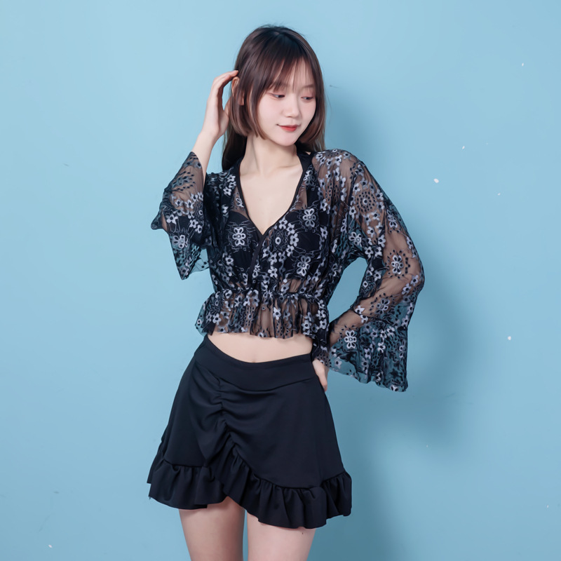 泳衣女大码裙式分体保守长袖露肚显瘦韩国ins时尚仙女泡温泉泳装.