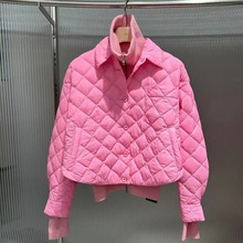 2023年冬季薄款衬衫领羽绒服粉色短款新款轻薄小香风外套菱格欧货