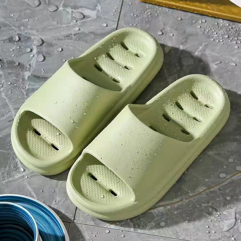 2023 New Slippers Women's Summer Household Slippers Bathroom Bath Non-Slip Thick Bottom Quick-Drying Couples Sandals Men