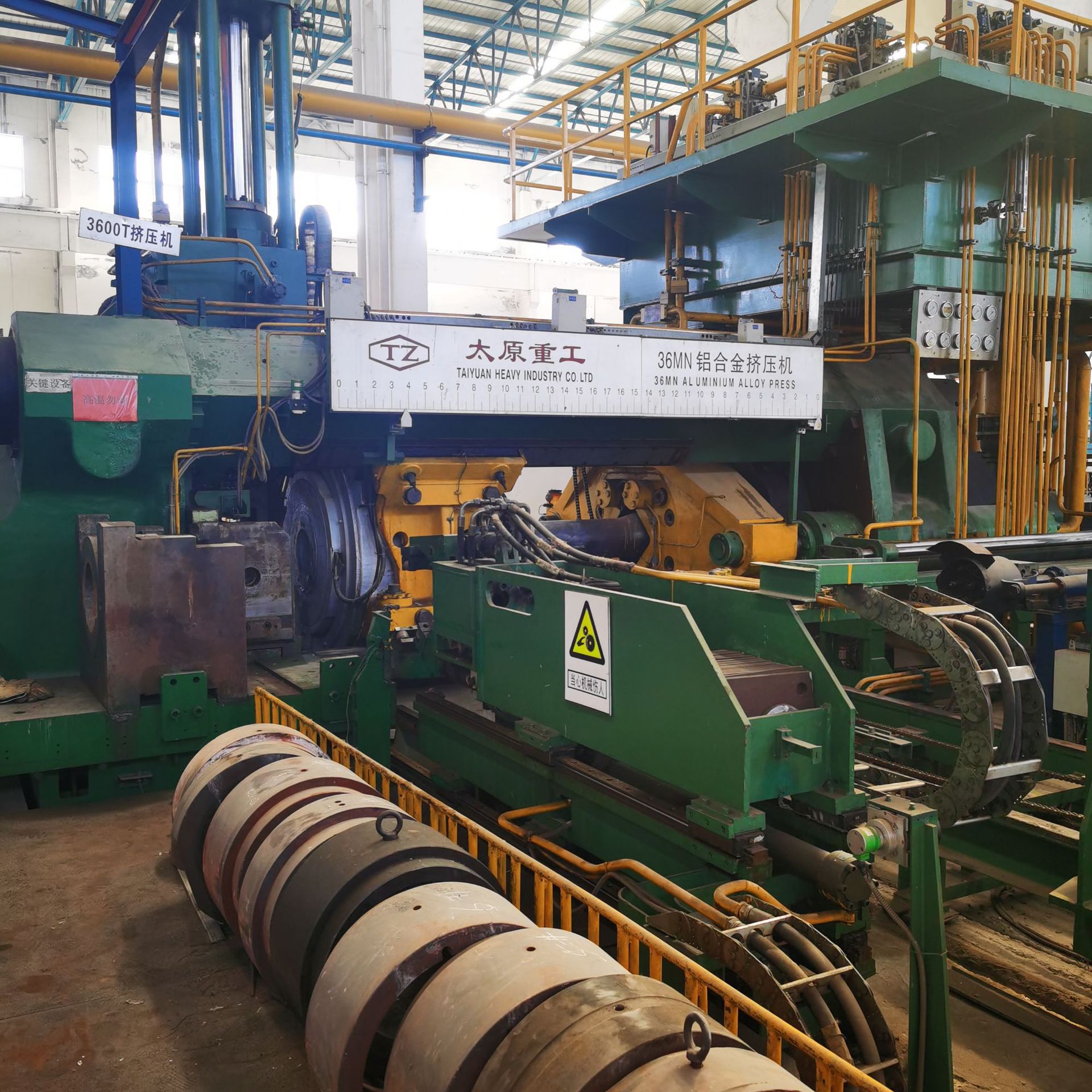 二手挤压机 挤压机 铝挤压机 800t挤压机 广东挤压机 明晟挤压机