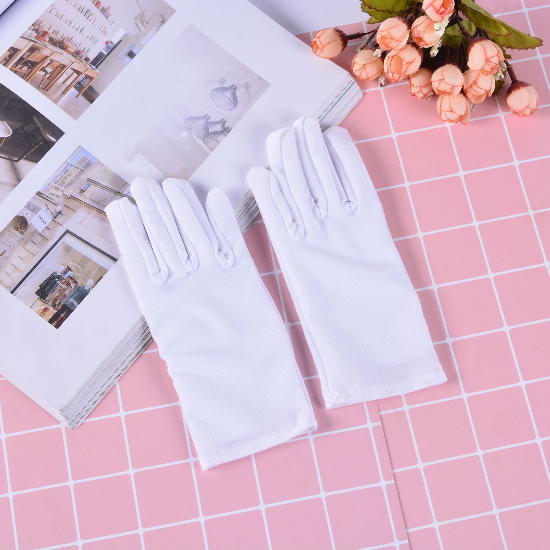 六一五一白手套春季儿童演出手套学生跳舞白手套弹力夏季防晒手套