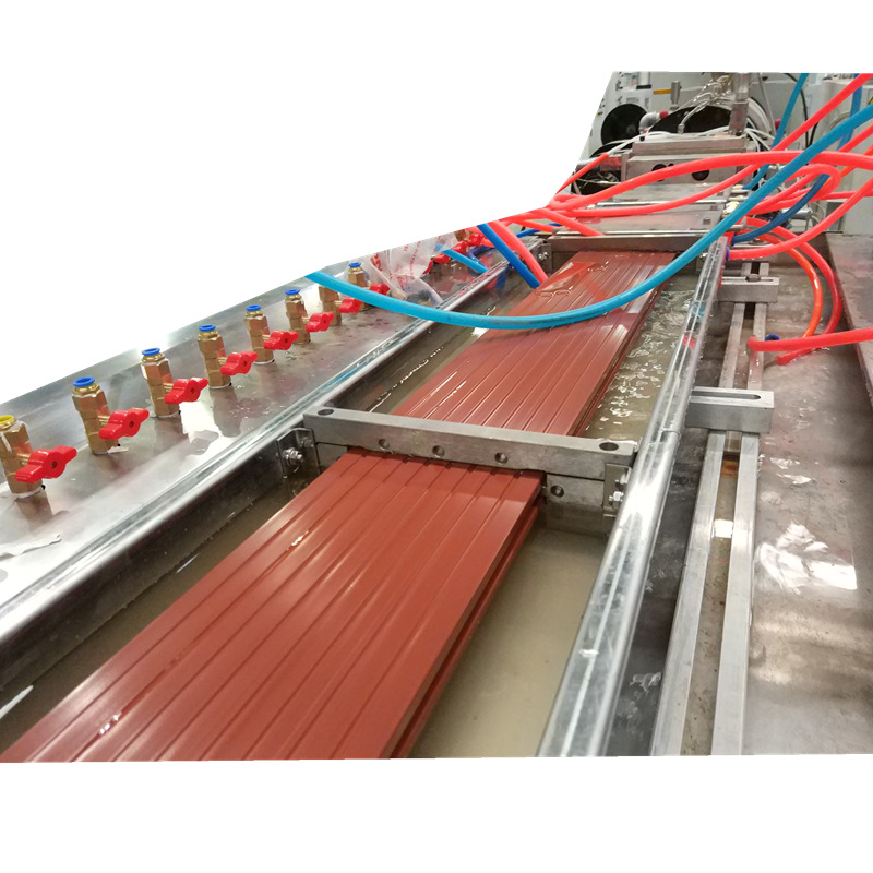 pe木塑型材生产线 wpc户外地板设备 木塑板材挤出机