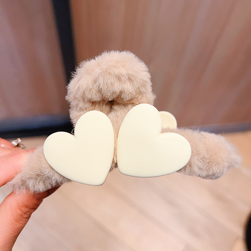 New Plush Grip Furry Love Heart-Shaped Hairpin Back Head Hair Claws Hair Pins Female Korean Ins Shark Clip Hairware