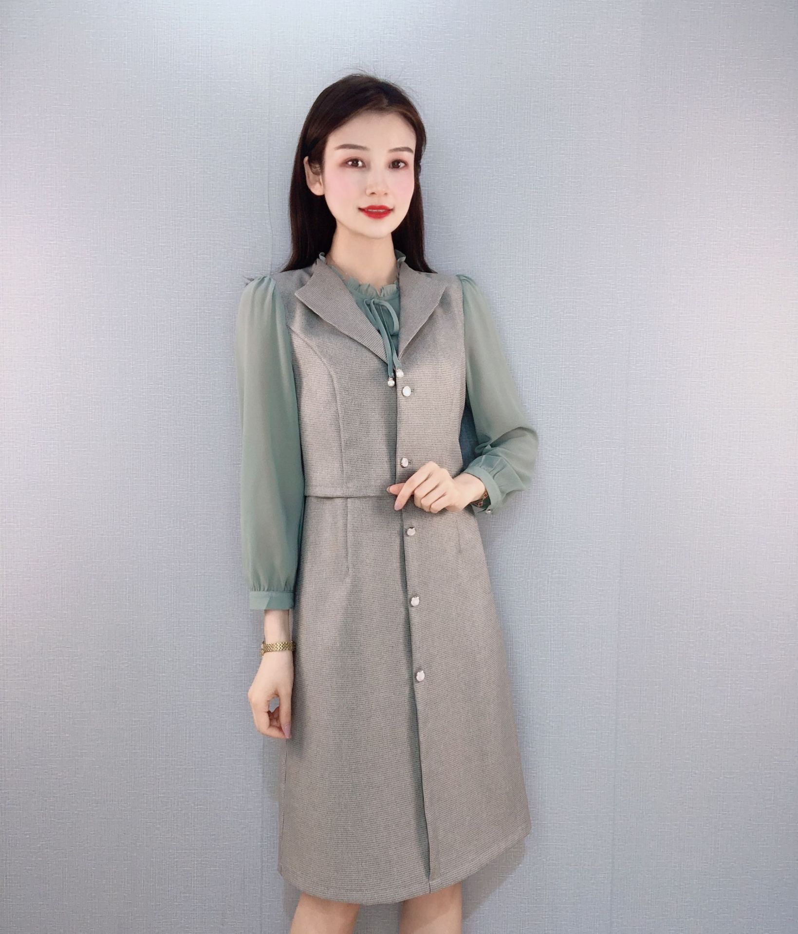 2021年春季汉派女装韩版时尚气质甜美减龄翻领假两件长袖连衣裙