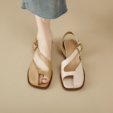 小众设计平底半包头凉鞋女2024夏季新款韩版女鞋扣带舒适平跟鞋子