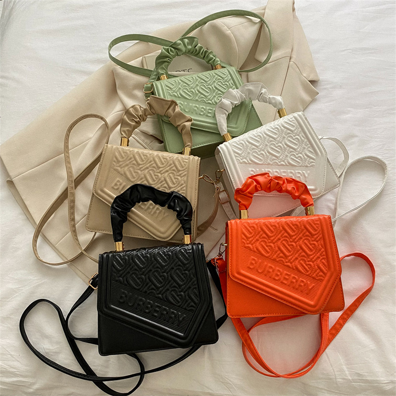 Small Solid Color Square Bag 2022 New Korean Style Fashionable Simple Messenger Bag Casual Indentation Western Style Pleated Handbag