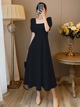 2024新款黑色收腰连衣裙女法式复古方领显瘦气质赫本风长款裙子