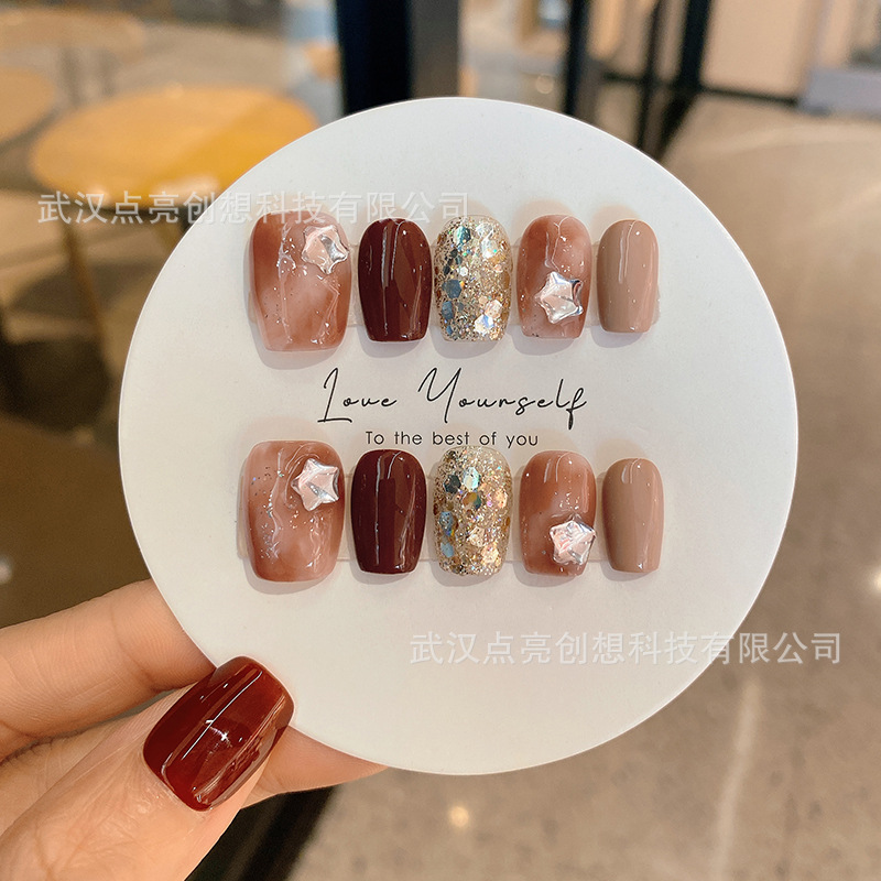 24 years new handmade wear nail ~ milk tea amber phototherapy flash nail white short temperamental nail tip wholesale