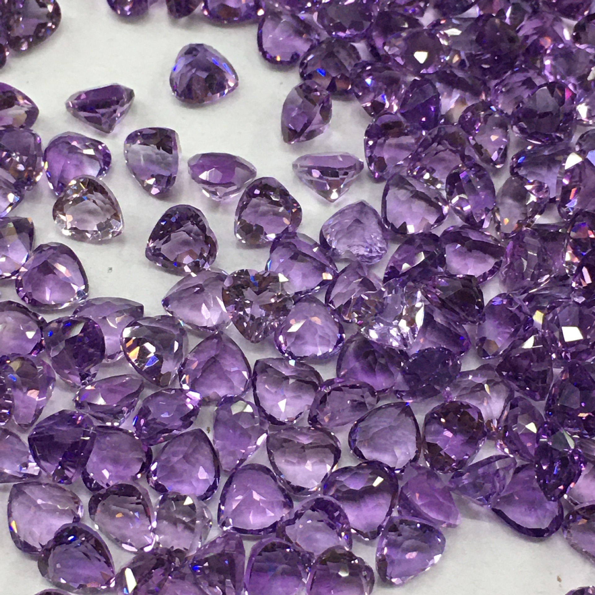 批发 天然紫晶裸石心形a货紫水晶 戒面吊坠项链首饰镶嵌配石宝石