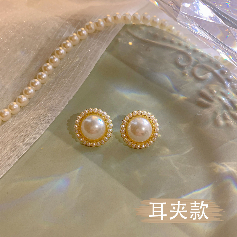 French Retro Non-Pierced Butterfly Ear Clip Niche High Sense Simple Pearl Earrings Exaggerated Earrings Ear Hanging Wholesale